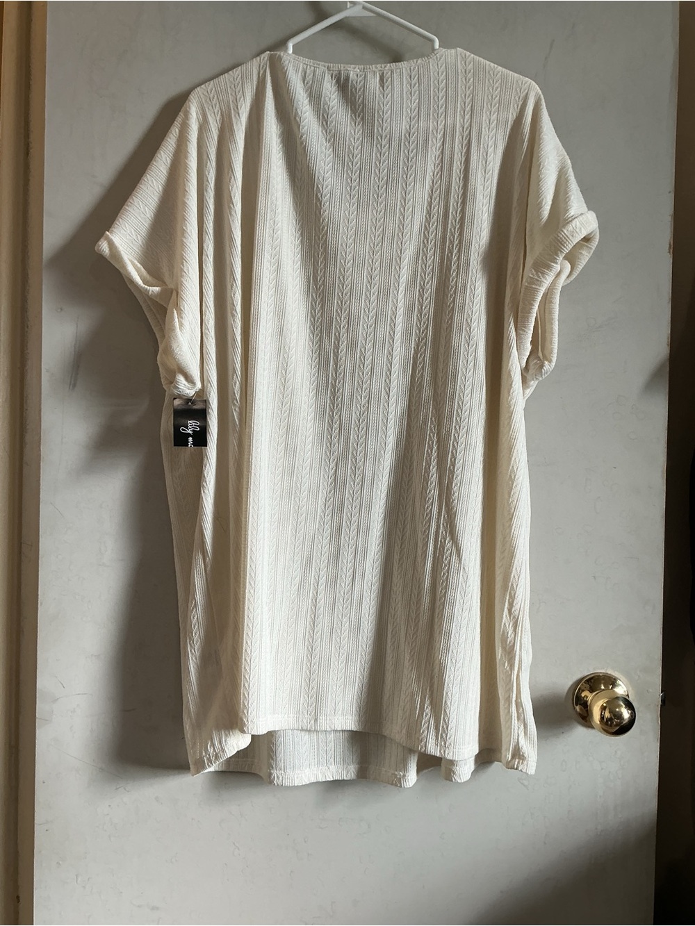 Button-Shoulder Ivory Tunic Top - Picture 3 of 6